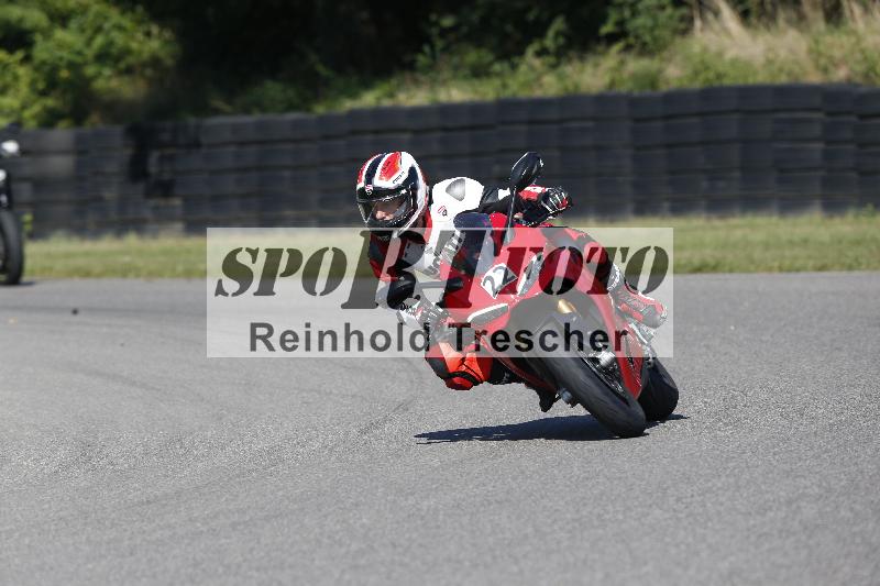 /49 26.08.2025 Cornu Master School ADR/gruen-vert/22
